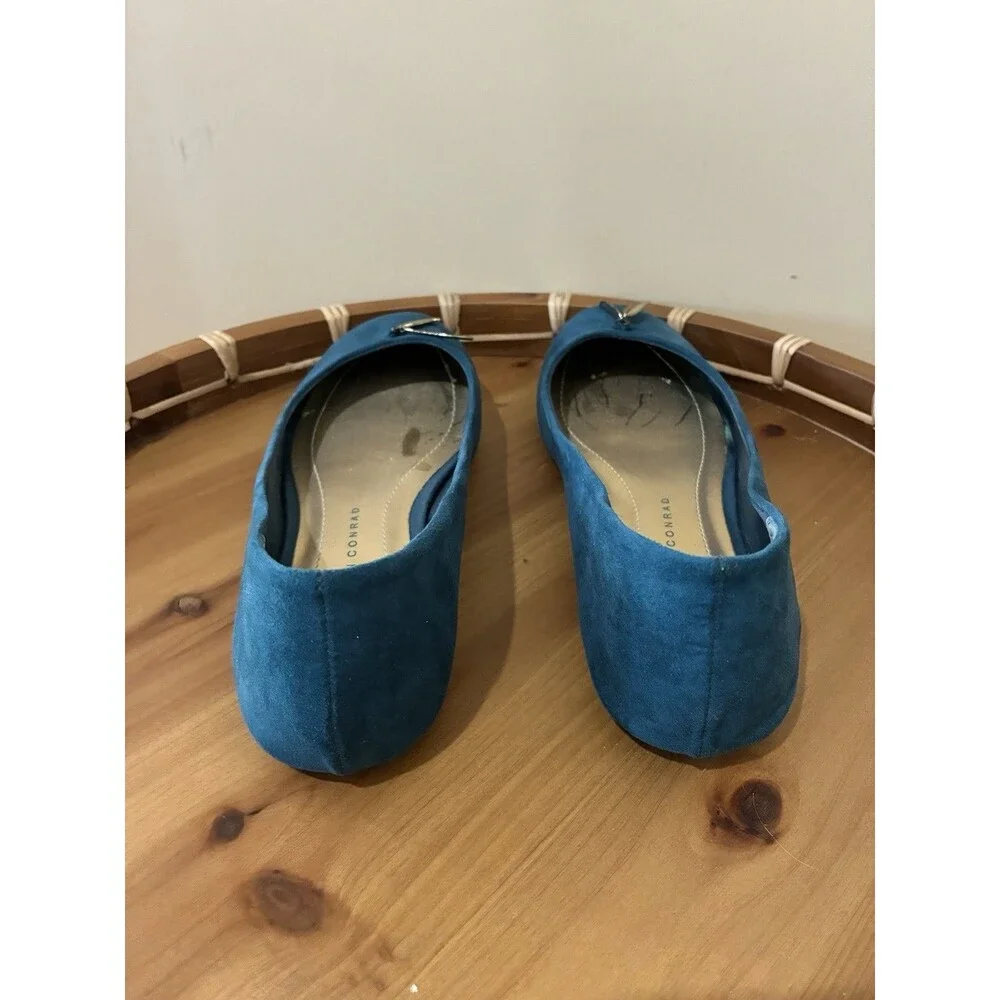 LC Lauren Conrad Ballet Flats size 8M Emerald Green Suede with Leaf Tassels